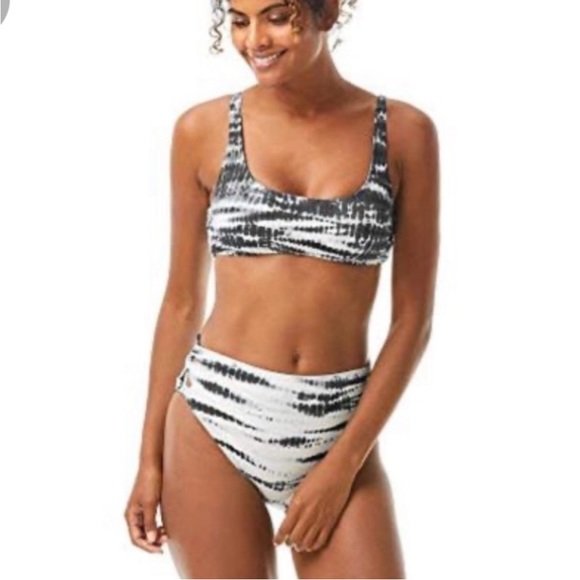 Vince Camuto Swimsuit NWT. - Picture 1 of 9
